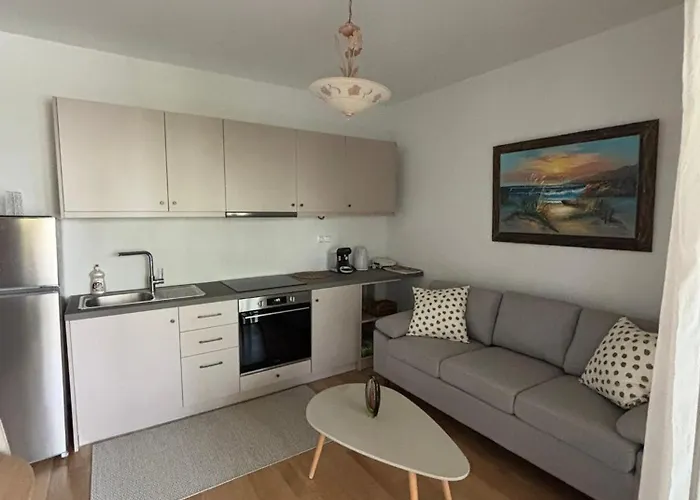 Manolia On The * Calamata